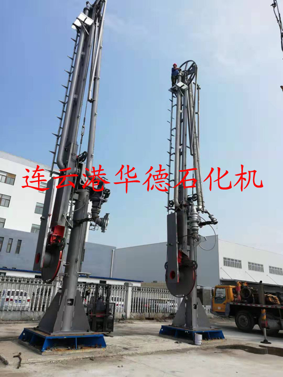 調試中的緊急脫離型船用臂.jpg